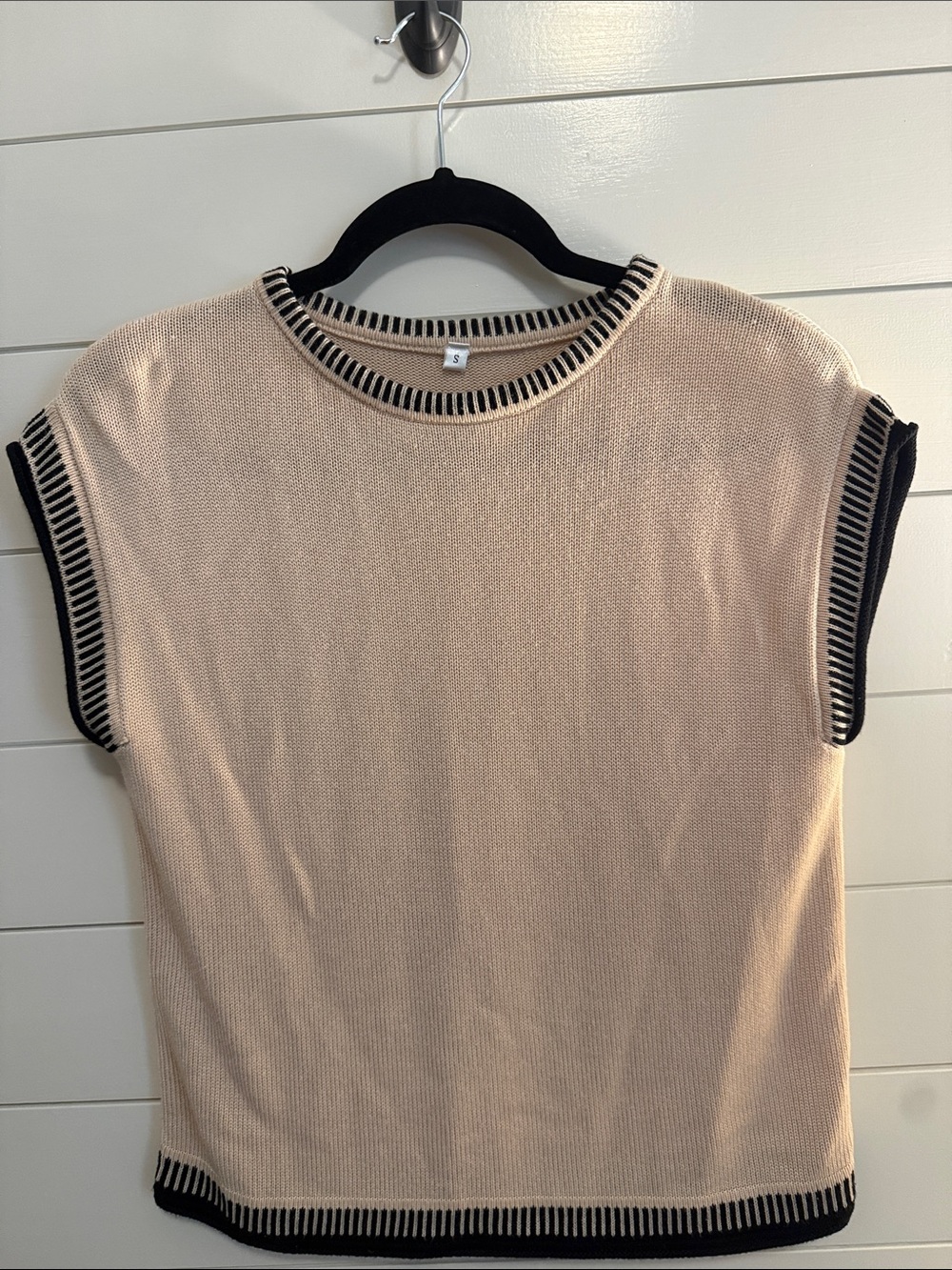 Women's Cream Knit Cap Sleeve Top with Black Trim